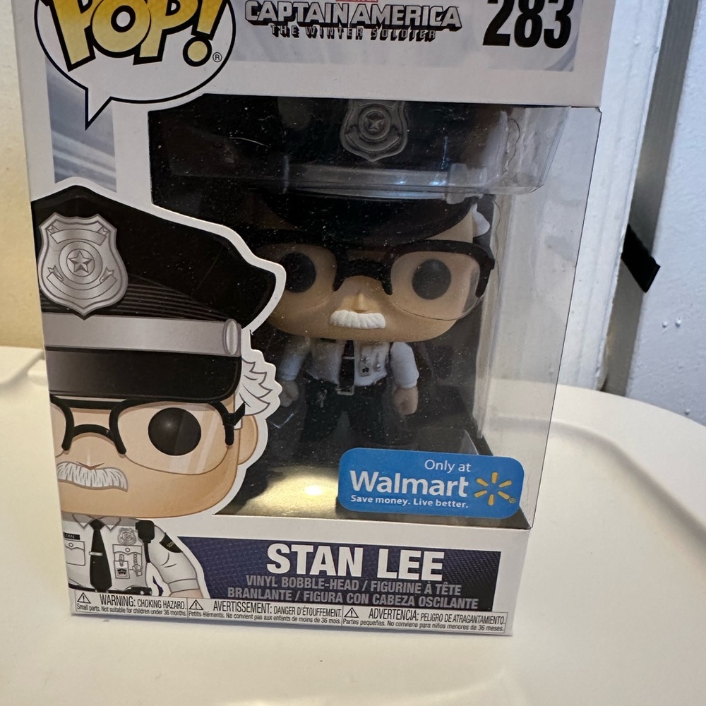 Funko Pop! Captain America Stan Lee Vinyl Figure Walmart Exclusive